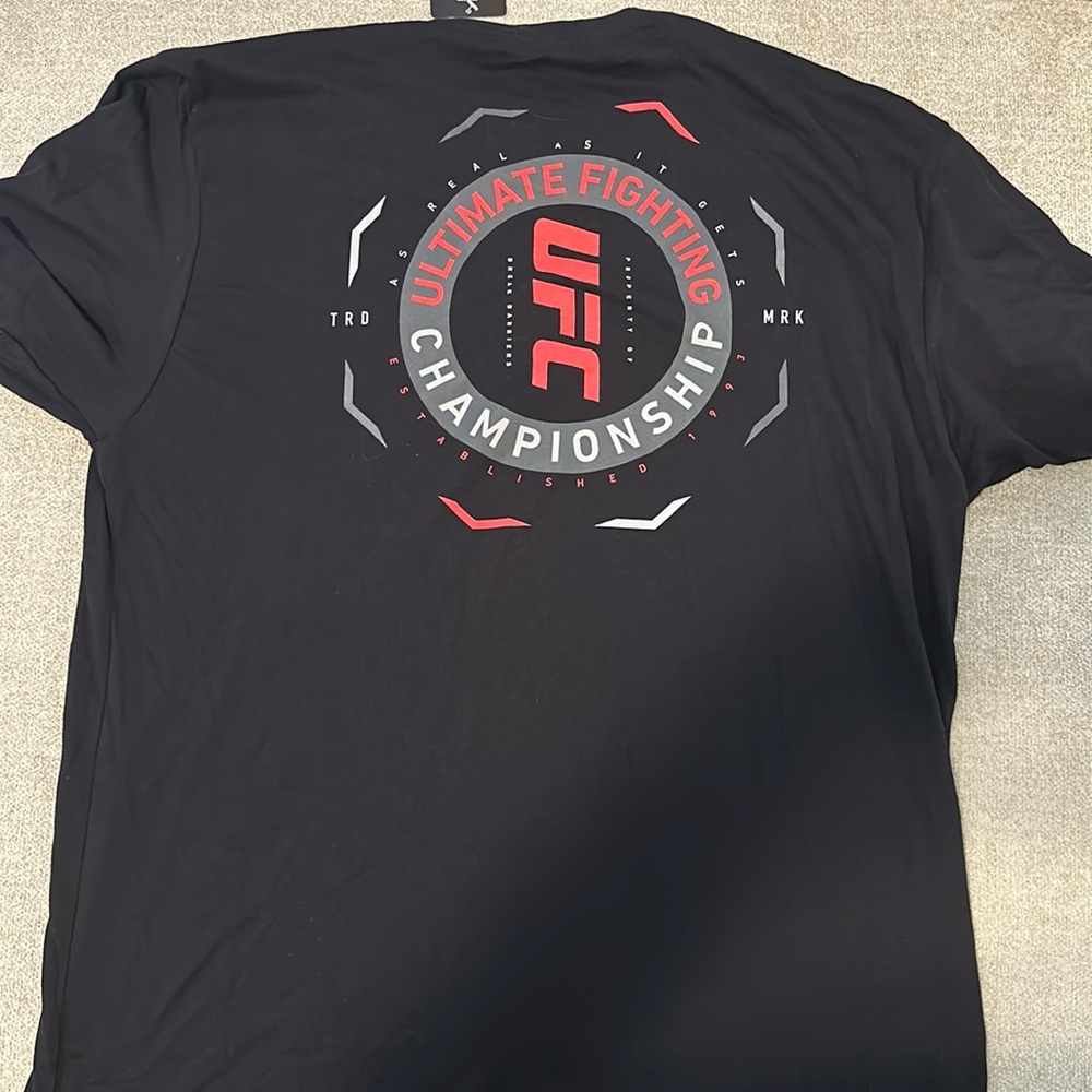 Men’s UFC Performance Shirt | NWT